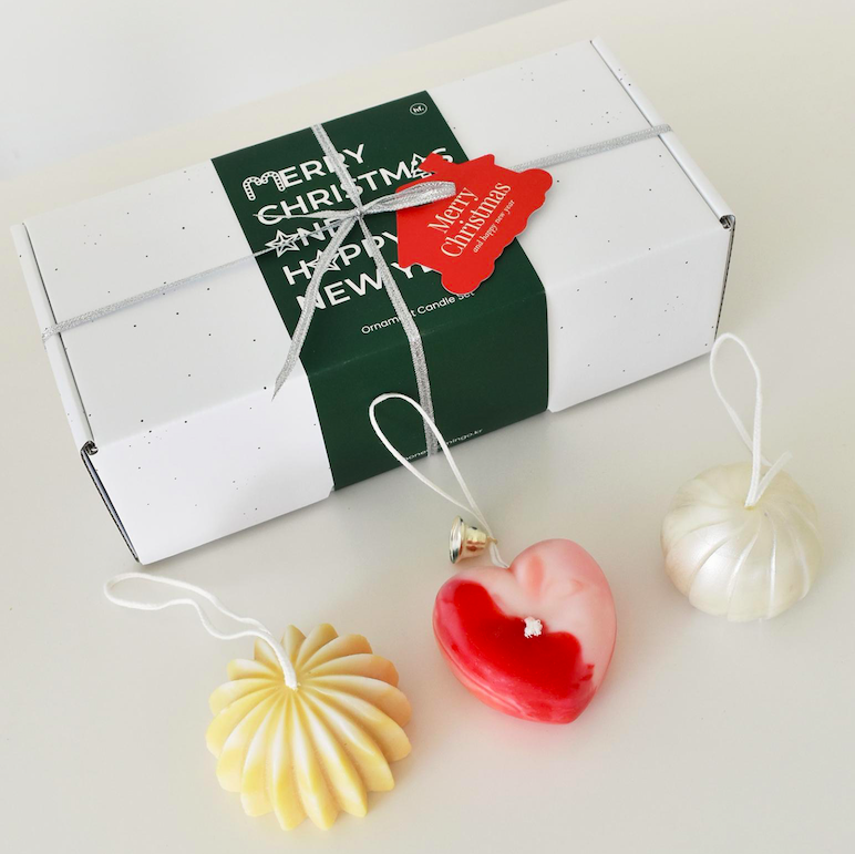 Christmas Ornament Candle Set