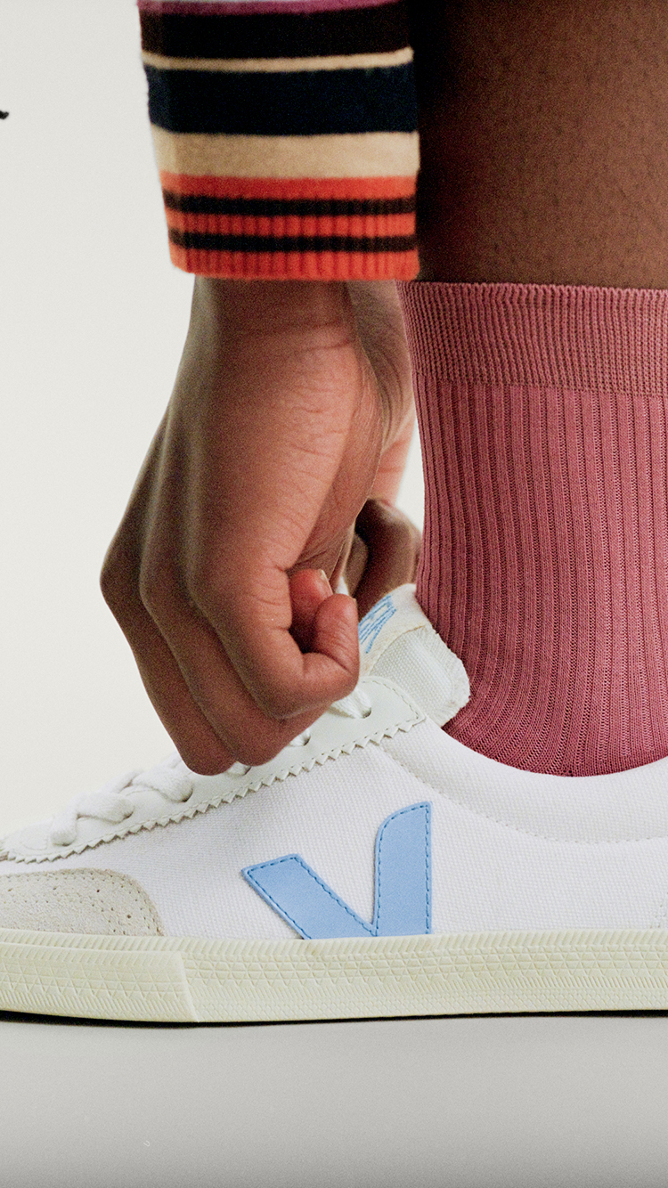 Veja VOLLEY CANVAS WHITE AQUA
