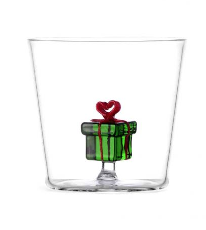 bicchiere da acqua con pacchetto regalo 